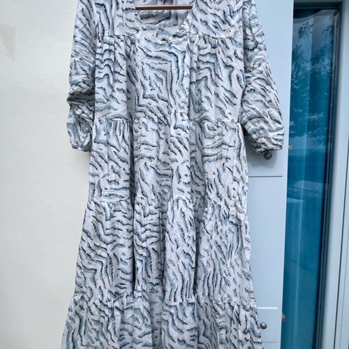 Unmade midi dress 100% cotton like new, size M-L, white and blue
