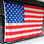  Μεγάλη υφασμάτινη ραφτή Aμερικανική σημαία (USA) της δεκαετίας του '70. Διαστάσεις: 3,80m × 2,70m.