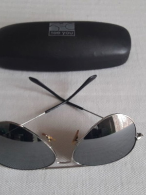 Γυαλιά ηλίου Aviator μεταχειρισμένα, καθρέφτης, μαύρο και ασημί
