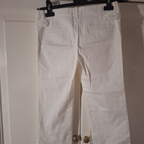 Zara women's 3/4 pants in excellent condition, white, size S
