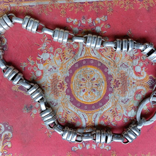 Necklace used