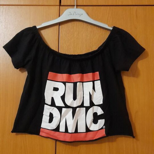 Run DMC crop top with print like new, black, XS