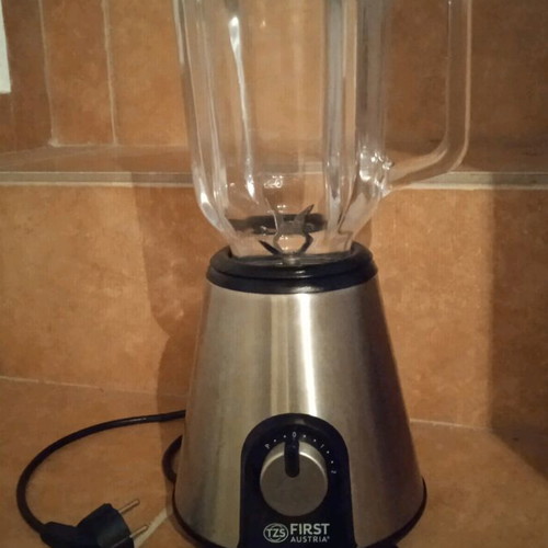 First Austria blender 1000W like new, glass jug 1.5 liters