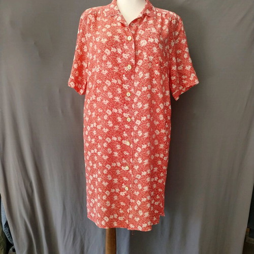 Handmade robe size L like new with pockets