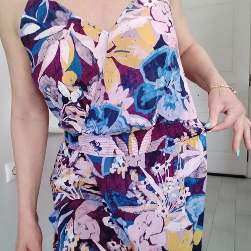 Vintage Women's Secret dress size M like new, multicolor