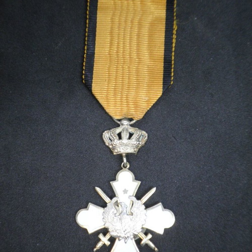 Golden Knight with Swords Order of Phoenix used