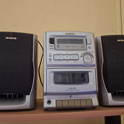 Aiwa ηχοσύστημα μεταχειρισμένο με ραδιόφωνο και κασέτα