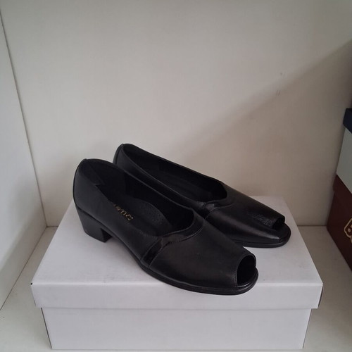 Women's Shoes Size 41 New