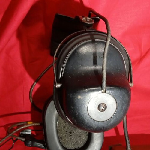 American communication system for tracked vehicle crew H-16E/U used