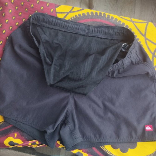 Quiksilver swim shorts size S black like new