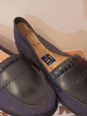 Women's blue ballerina shoes size 39, slightly defective
