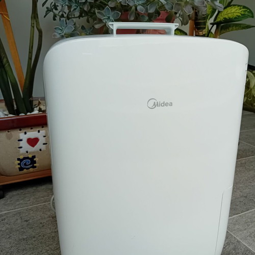 Midea Dehumidifier new