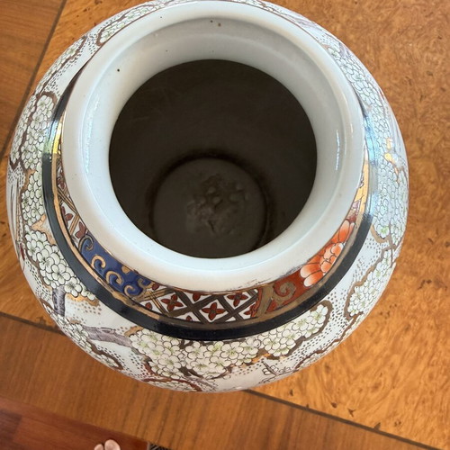 Large handmade Chinese porcelain vase with traditional hand-painted design