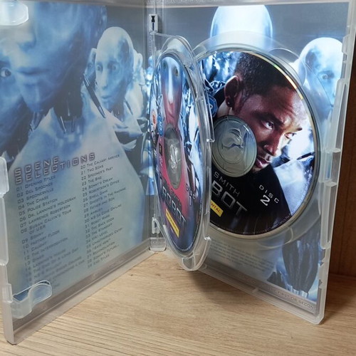I, Robot DVD like new, English edition, 2 discs special