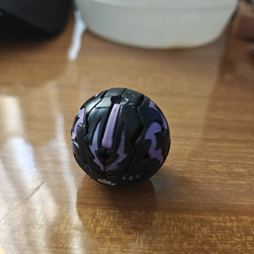 Bakugan Apollonir Darkus figure