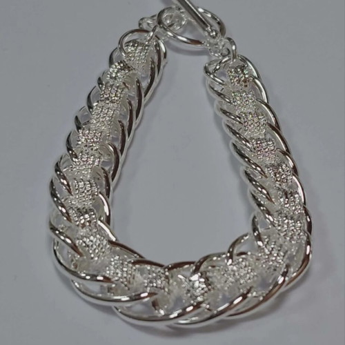 Silver plated bracelet 20cm, very good condition, non magnetic