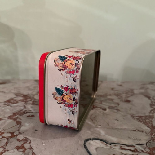 Vintage Christmas Metal Box like new