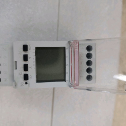 Χρονοδιακόπτης Ψηφιακός Εβδομαδιαίος DW2 2 Καναλιών ABB σαν καινούργιο