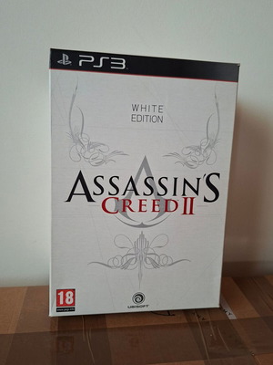Assassin's Creed II White Edition φιγούρα Ezio Auditore μεταχειρισμένη