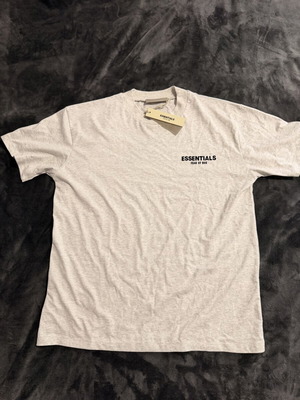 Essentials Fear of God T-shirt new, size L, gray