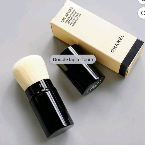 Chanel brush new in box with cap