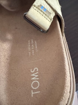 Toms yellow platform sandals like new