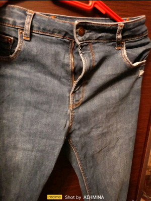 Elastic jean like new, size L/40, blue