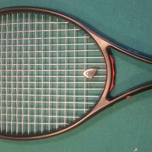 Vantage 95 tennis racket grip 4, flex 63, like new