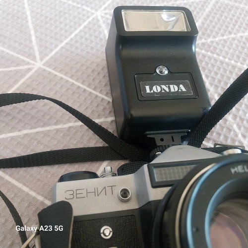 Zenit ET Camera with Helios 44M Lens and Londa Flash like new