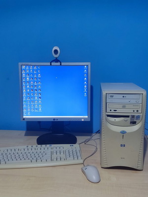 HP Brio desktop PC Pentium III 1GHz 512MB RAM 160GB HDD Windows XP