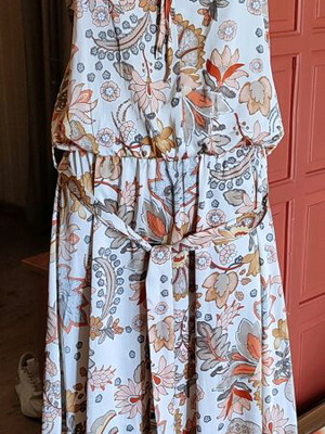 Halter neck maxi dress like new, floral satin, size L/XL