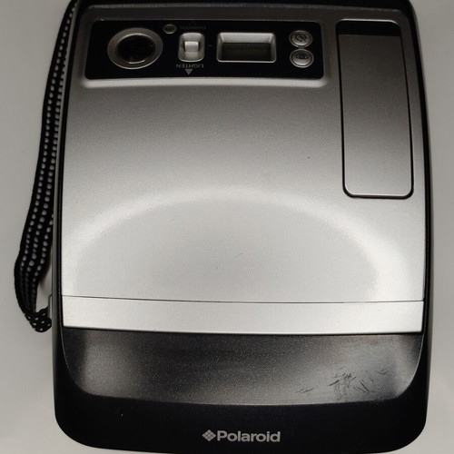 Polaroid One 600 Instant Film Camera used, no testing possible