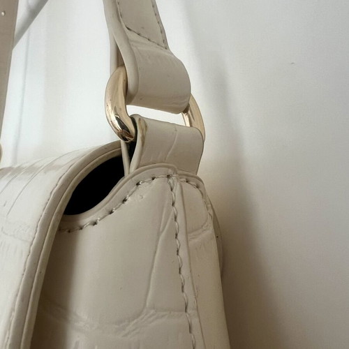 Axel shoulder bag in ivory with croco texture