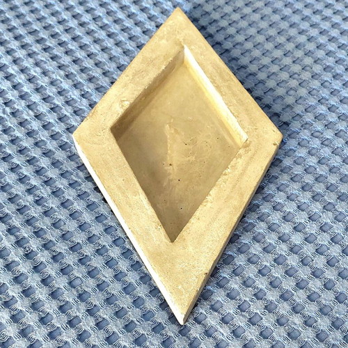 Handmade concrete decorative base for air plants and accessories