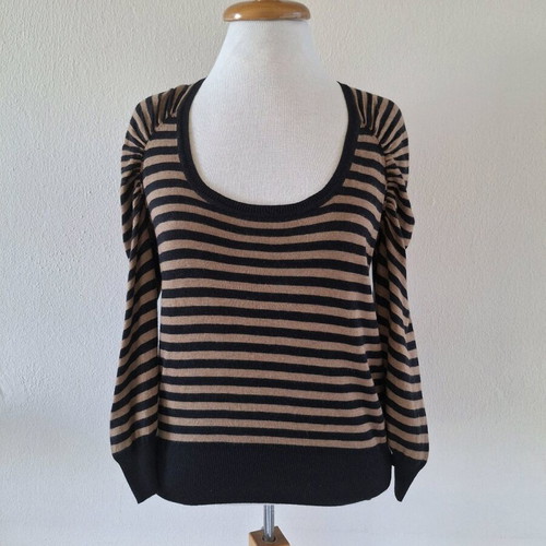 H&M sweater size M like new, black and beige