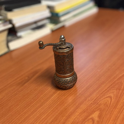 Bronze decorative mill used