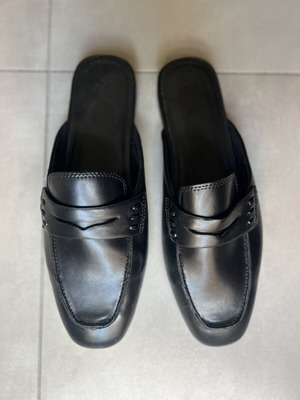 H&M moccasins with open heel like new, black, size 39
