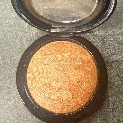 MAC Mineralise Skinfinish neutral bronze with silver shimmer like new