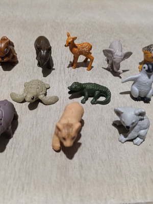 Kinder Natoons figures new, incomplete collection of 15-16 pieces