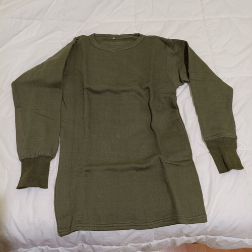 Sweatshirt used, size M, green