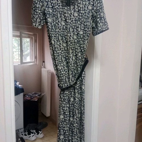Tailor and dress used, pack of 3 colorful sets