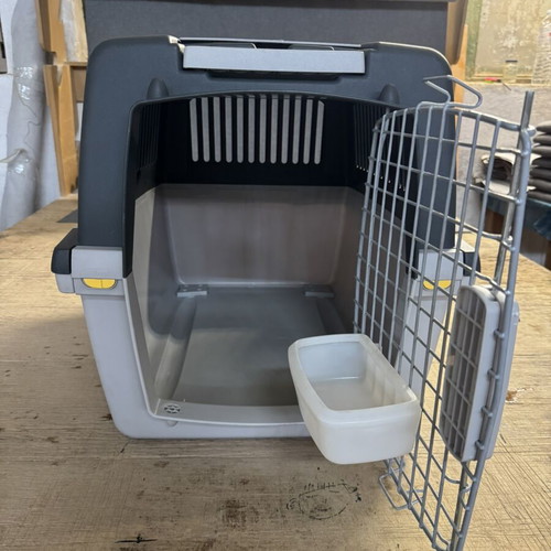 Gulliver IATA 4 Dog Carrier Like New, Suitable for Air Travel