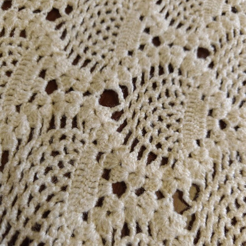 Handmade scarf like new, beige color 100x200