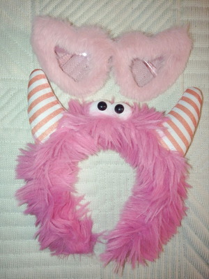 Pink furry headband and plush heart glasses new, carnival