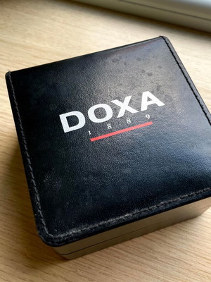 Κουτί ρολογιού Doxa μαύρο αυτόματο μηχανικό για καταδύσεις