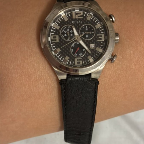 Guess men's wristwatch with black leather strap