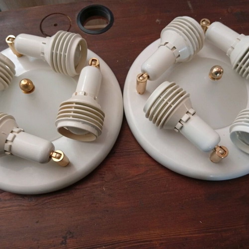 Ceiling lights like new, set of 2 with 4 bulbs