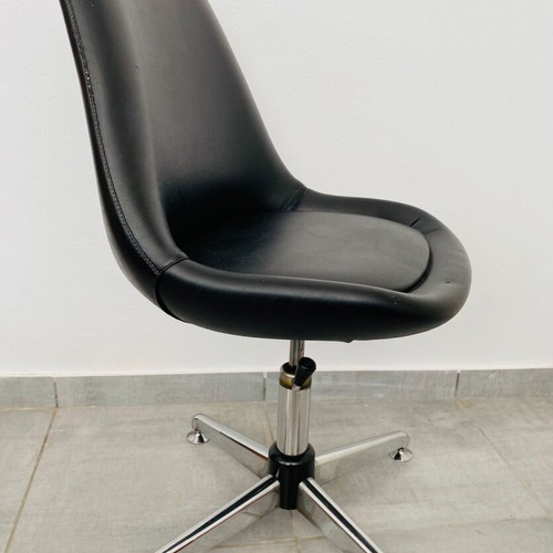 Vintage Metal Space Age Spinning Chair Mid Century Design Like New