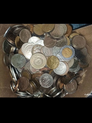 Foreign coins like new, pack of 100 different