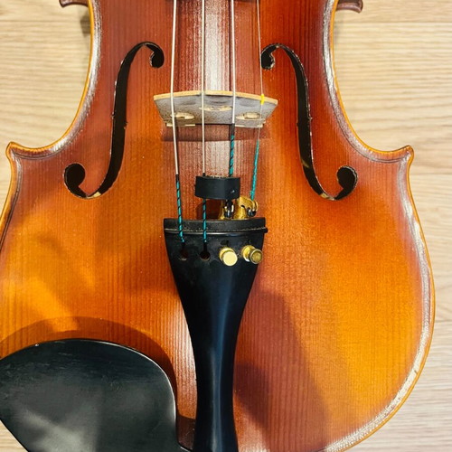 Violin Gewa Allegro 4/4 with case and carbon fiber bow like new